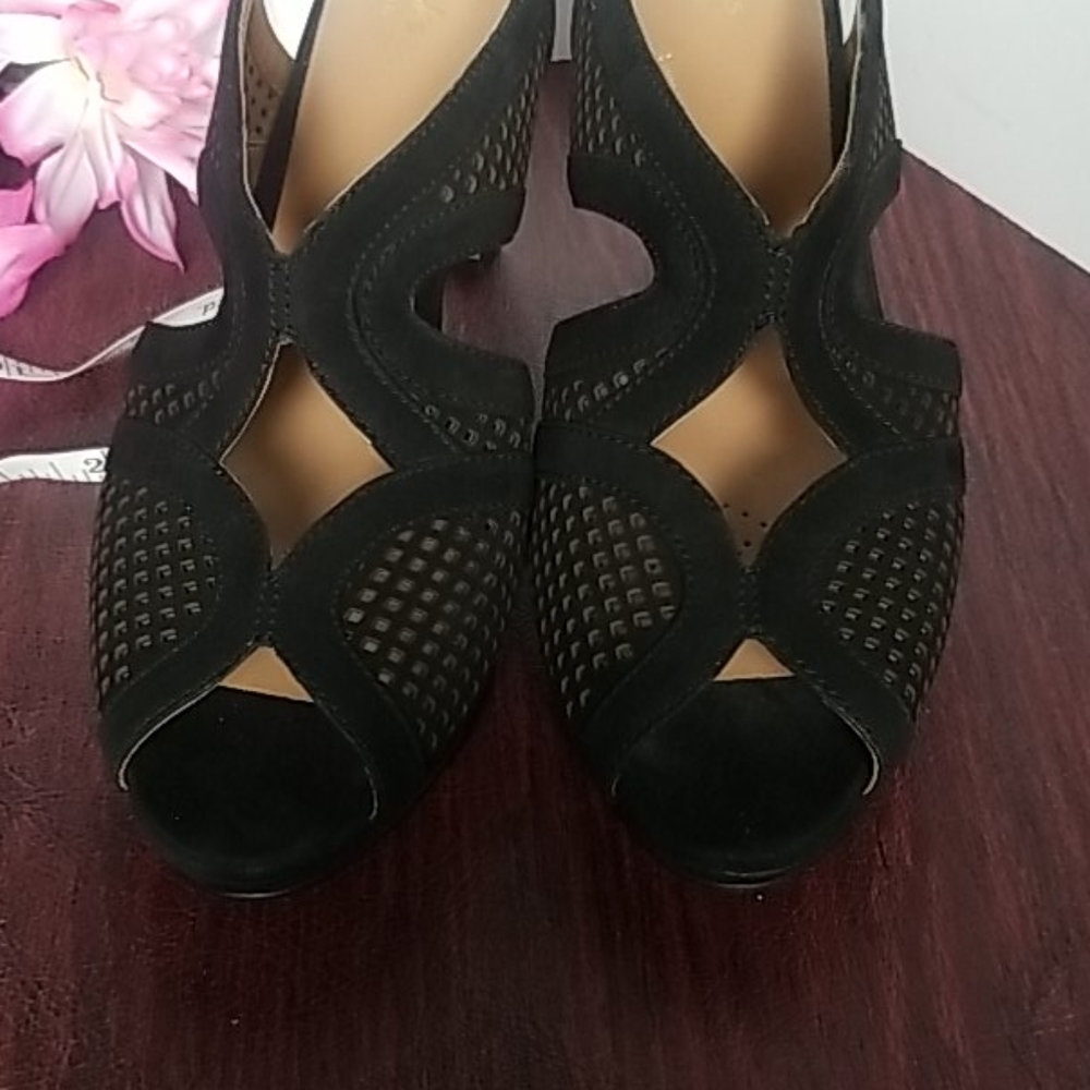 Clarks Artisan Black Slingback Heels Sandals Sz 10 - Picture 13 of 14